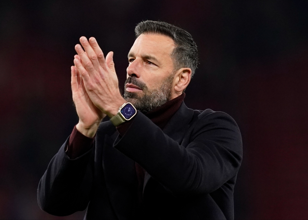 开云赛前曼联备战社区盾，手感冰凉细节曝光，更衣室稳定，阵容厚度经受考验的简单介绍