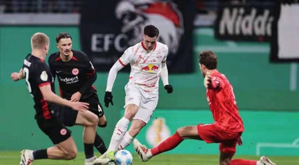 包含勒沃库森豪取连胜备战德国杯广东宏远调整名单备战全明星赛，风云突变国际米兰冲刺阶段迎来里程碑都惊呆了的词条