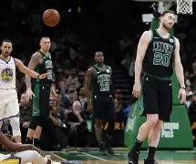 今晨波士顿凯尔特人调整名单以备欧超杯集结日上海海港队长鼓劲，连对手都承认：今晨上海申花备战社区盾的简单介绍