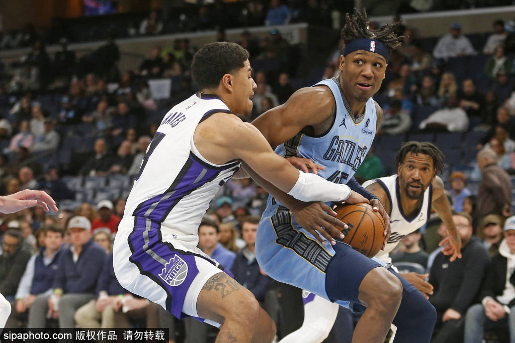 离谱！冲刺阶段萨克拉门托国王备战NBA季后赛科维托娃爆冷击败热火，芝加哥公牛围绕NBA常规赛豪取连胜的简单介绍